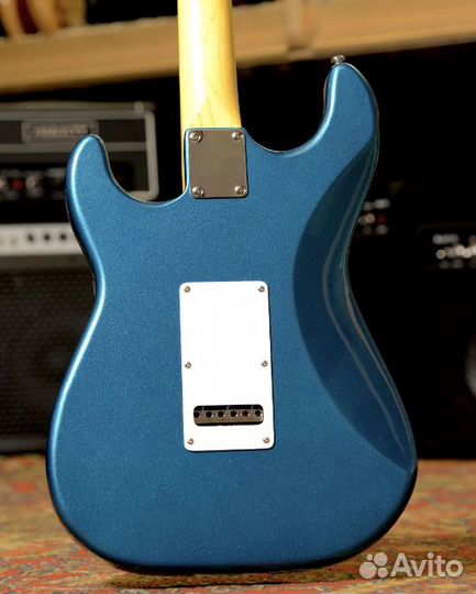 Электрогитара G&L + Аксессуары