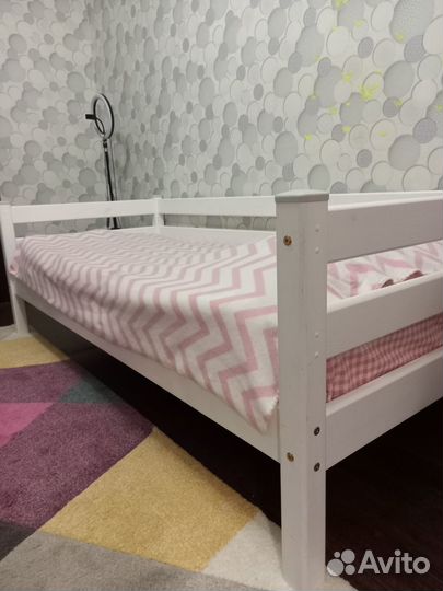Продаю кровать детскую