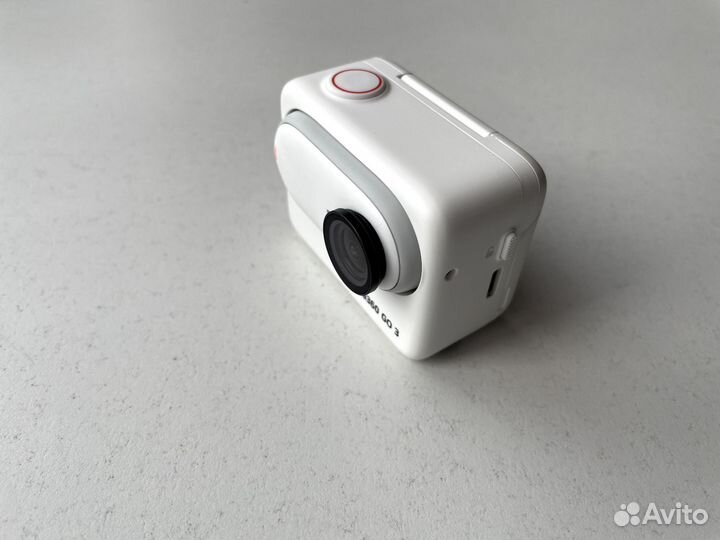 Экшн камера Insta360 GO3 64Gb
