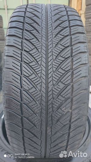 Goodyear UltraGrip 8 Performance 245/45 R19 102V
