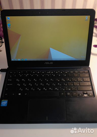 Ноутбук Asus x205ta