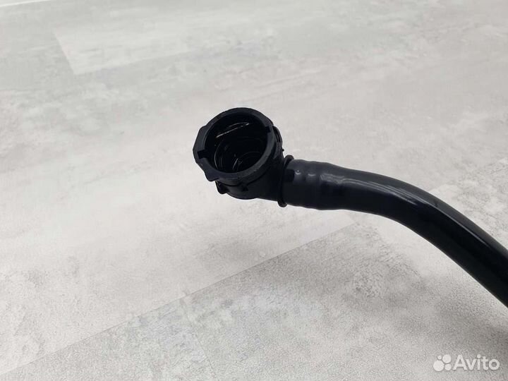 Патрубок системы охлаждения Mercedes Glc 250 C253