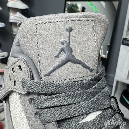 Кроссовки Nike Air Jordan 4 Retro Kaws
