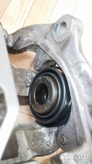 Суппорт задний Mercedes w211