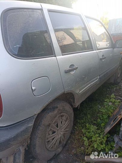 Chevrolet niva разбор