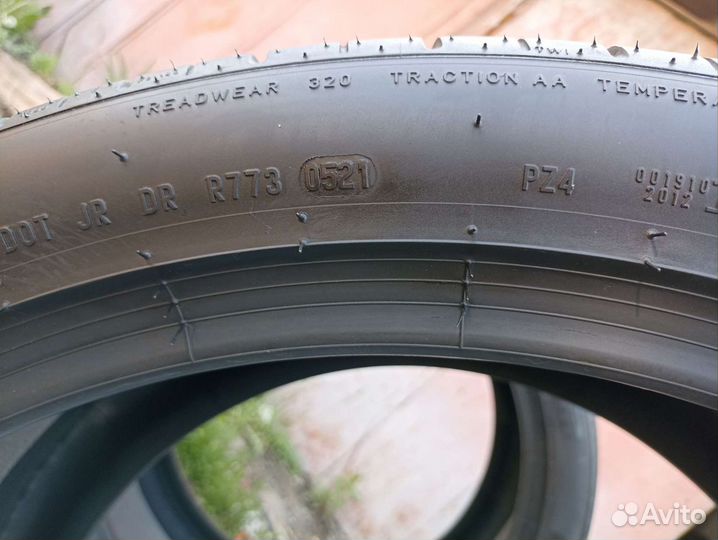 Pirelli P Zero 325/35 R23 111Y