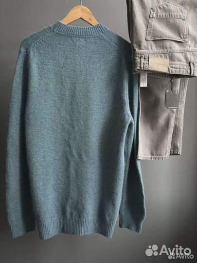 Шикарный свитер из шерсти Massimo Dutti 52 новый б