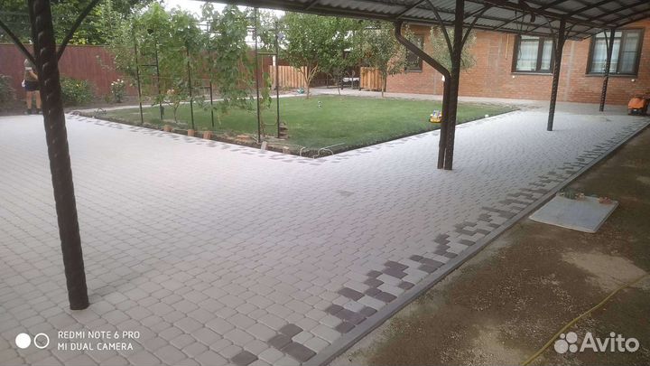Укладка тротуарной плитки