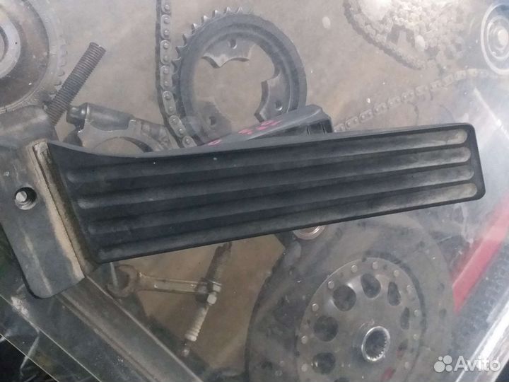 Педаль газа bmw f10