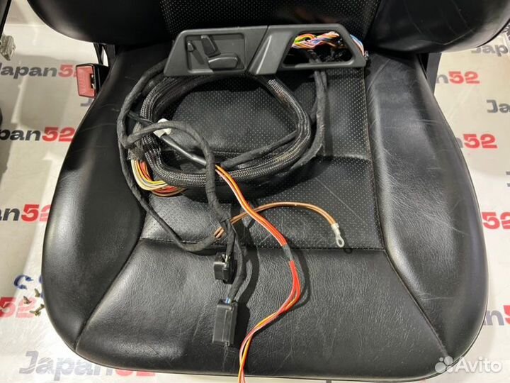 Сиденья передняя Mercedes-Benz E320 W124 104.992