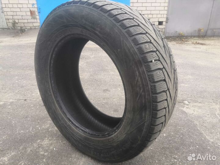 Nokian Tyres Hakkapeliitta R2 265/60 R18