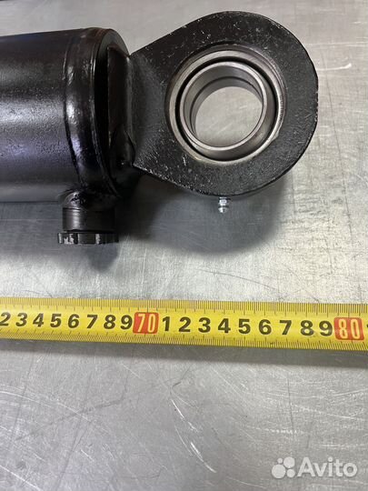 Гидроцилиндр 80.40.400.700.11.040