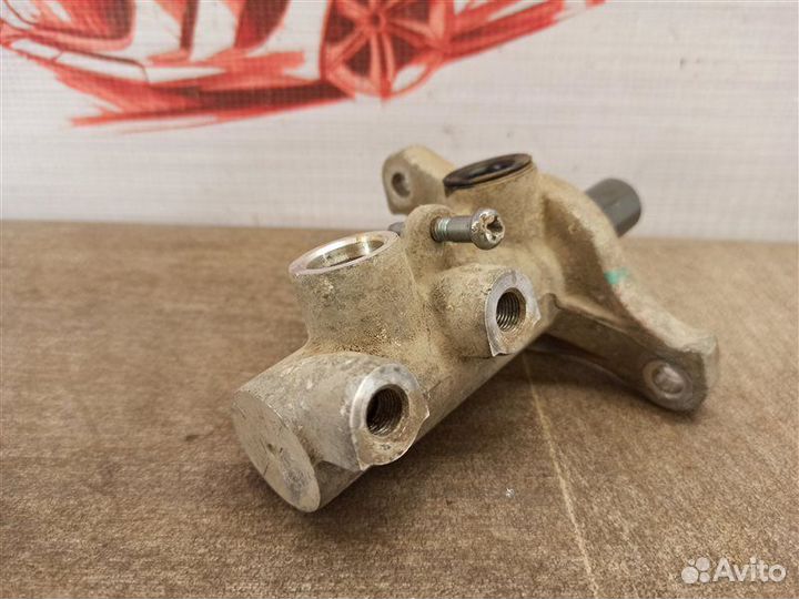 Тормозная система - главный тормозной цилиндр Kia