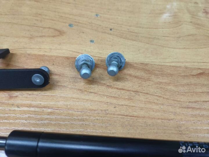 Амортизаторы/упоры капота Teana J32