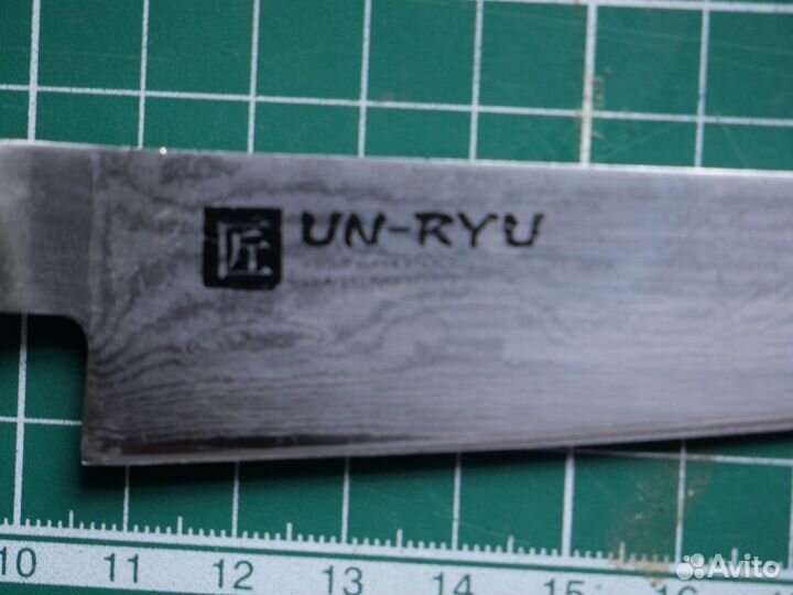 Кухонный японский нож дамасской стали 33 слоя