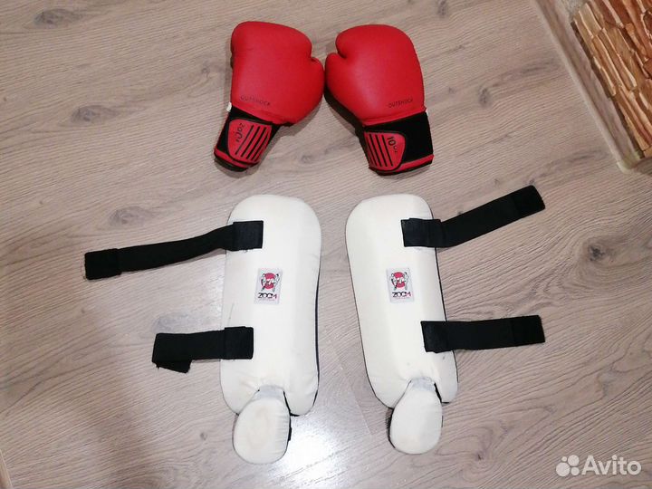 Защита голени и перчатки