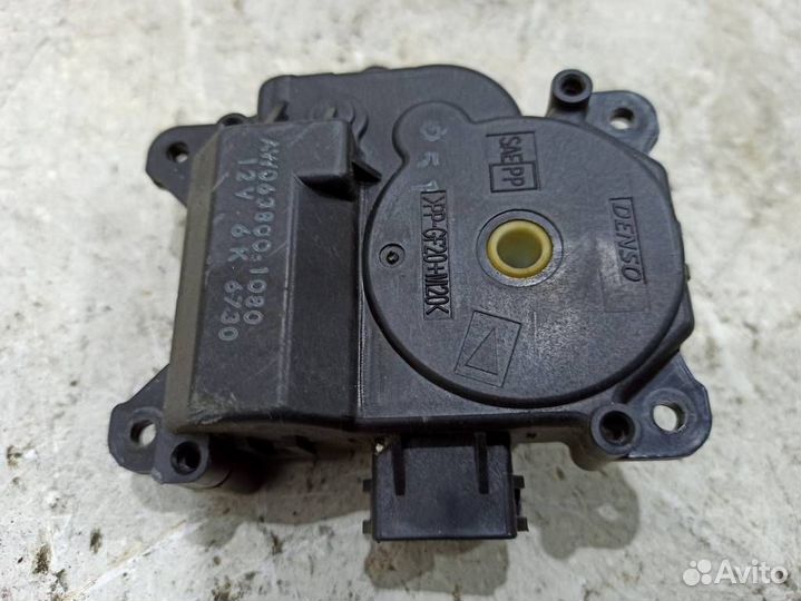 Моторчик заслонки печки