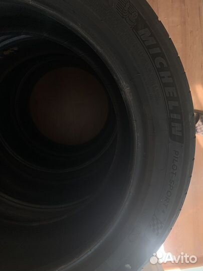 Michelin Pilot Sport 4 225/50 R17 98W