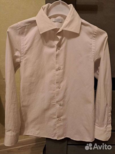 Школьный пиджак и рубашка