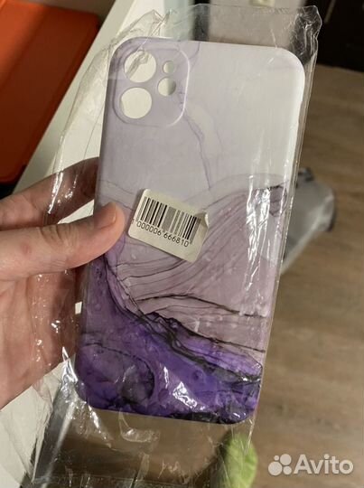 Чехол на iPhone 11