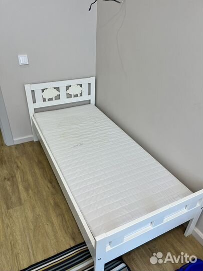 Детская кровать IKEA с матрасом