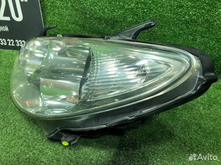 Фара передняя левая Toyota Estima ACR40