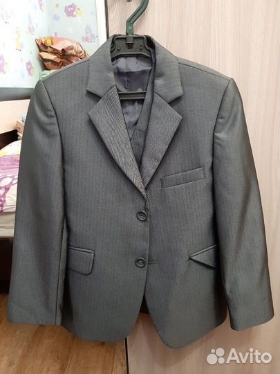 Новый пиджак с желетом