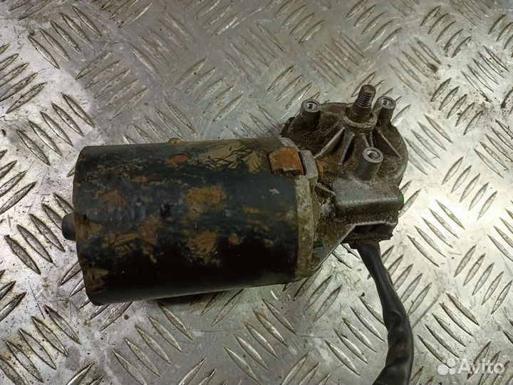 Моторчик стеклоочистителя W123 Mercedes