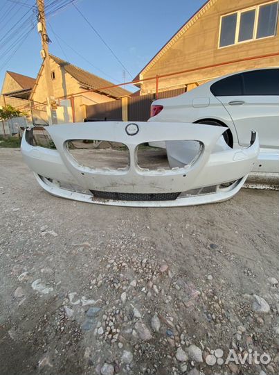 Передний бампер bmw f10