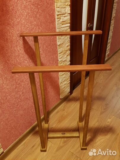 Вешалка для одежды напольная массив дуба