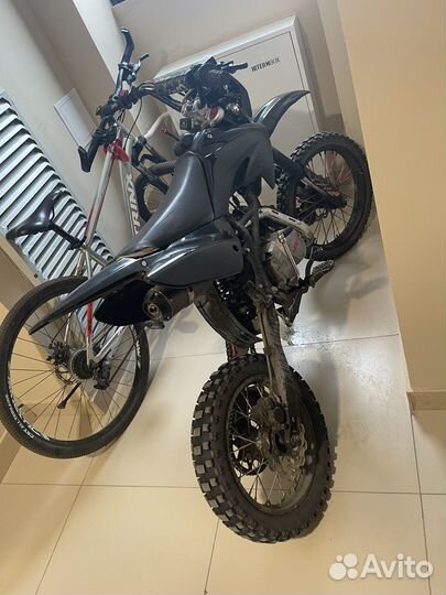 Питбайк kayo yx-125em rolling moto