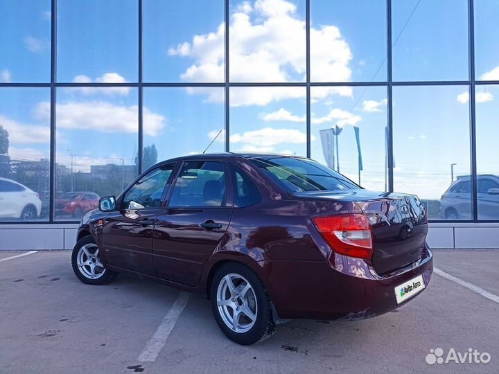 LADA Granta 1.6 МТ, 2013, 120 000 км