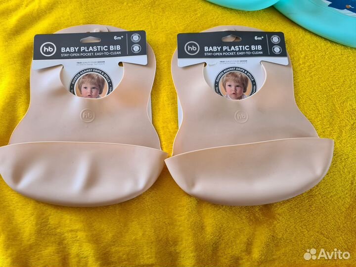 Нагрудник силиконовый