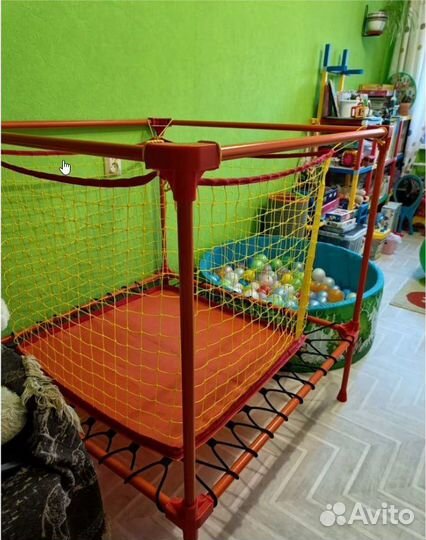 Батут манеж