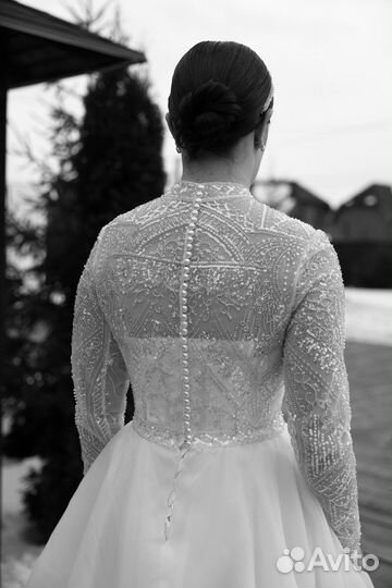 Свадебное платье со шлейфом 42 44 46