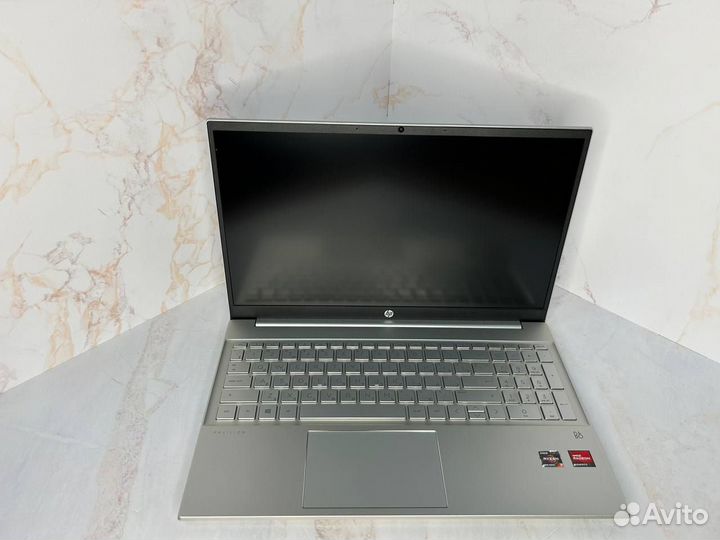 Ноутбук HP Pavilion 15-eh1010ur