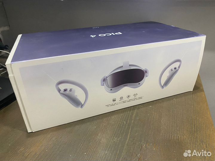 Очки виртуальной реальности Pico 4 VR