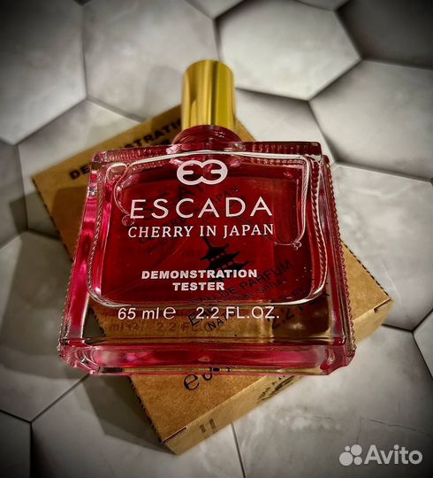 Cherry In Japan Escada для женщин