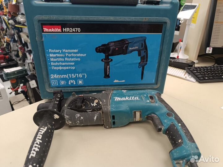 Перфоратор Makita HR2470