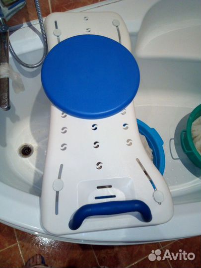 Сиденье для ванны поворотное Ortonika lux 330