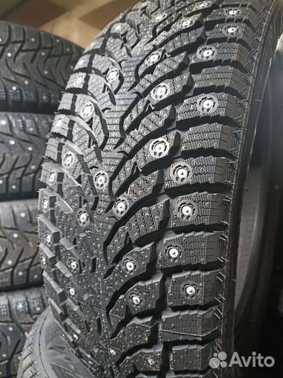 Landspider Arctictraxx 215/55 R16 97T
