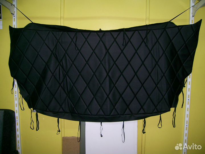 Защита капота Iveco Daily из экокожы на поролоне