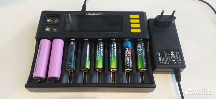Универсальный зарядник LiitoKala Lii-S8