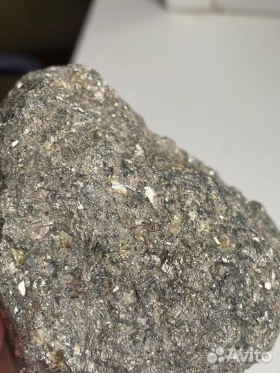 Камень минерал пирит