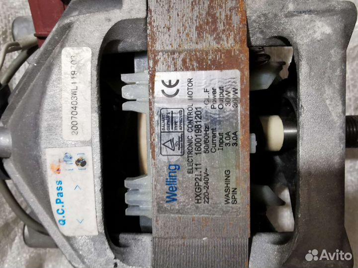 Двигатель от стиральной машины Indesit