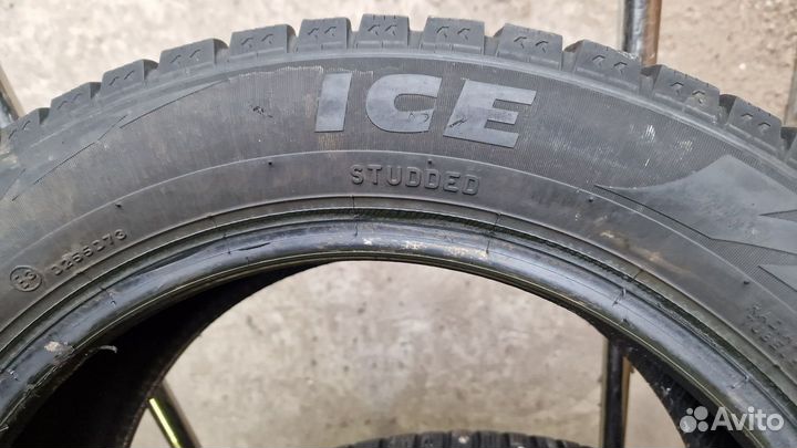 Formula Ice 205/55 R16 90T