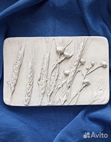 Гипсовое панно барельеф