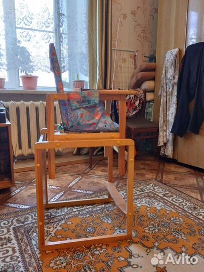 Детский стол для кормления