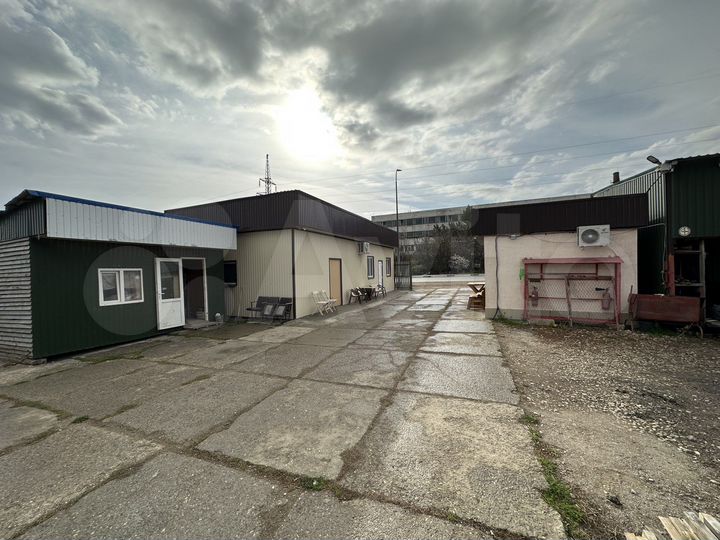 Торговая площадь, 1500 м²
