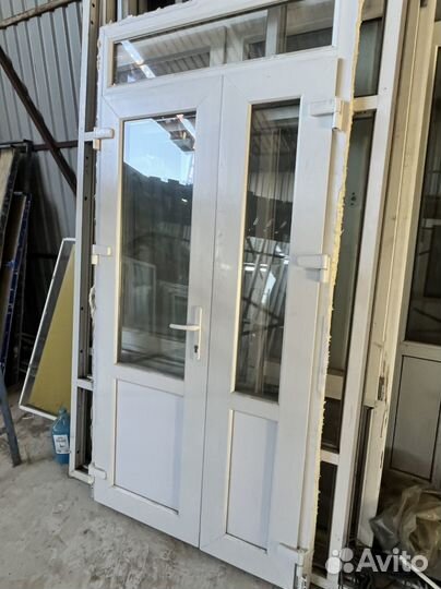 Двери двустворчатые и одностворчатые бу